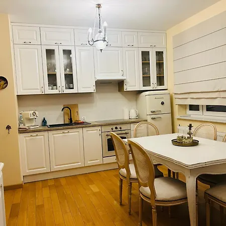 Apartment Juno 7 *